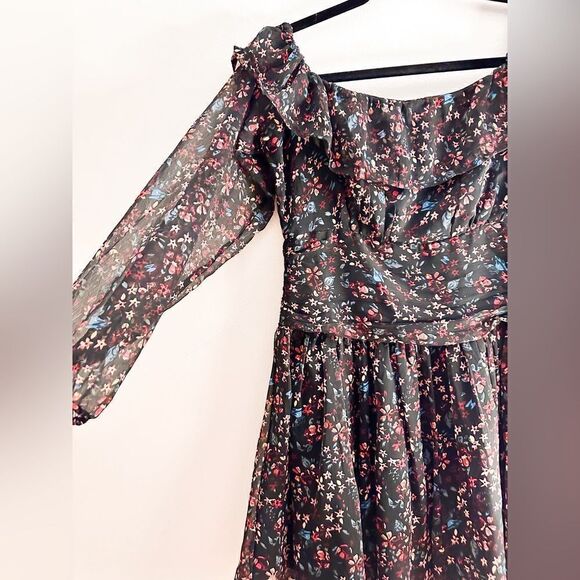 Urban Outfitters Elaine off the shoulder floral dress - Picture 3 of 9